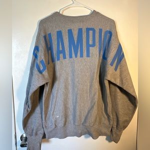 Champion Creneck Size Medium